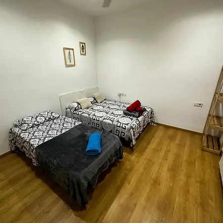 Palau Homestay *